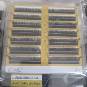 Xtreme Lashes by Jo Mousselli - Black and White Lash Extensions